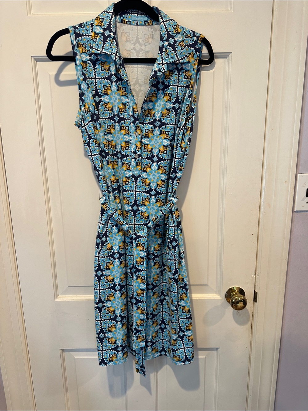 J. McLaughlin Blue and Yellow Sleeveless Collared Dress with Waist Tie